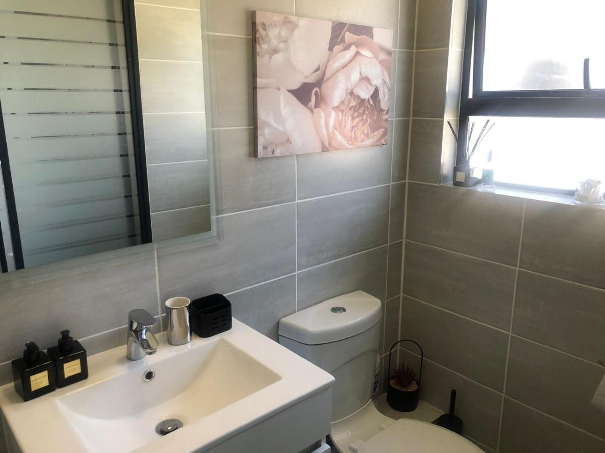 Luxurious Waterfall 1 Bedroom Condo With Free Uncapped Wifi Midrand Eksteriør billede