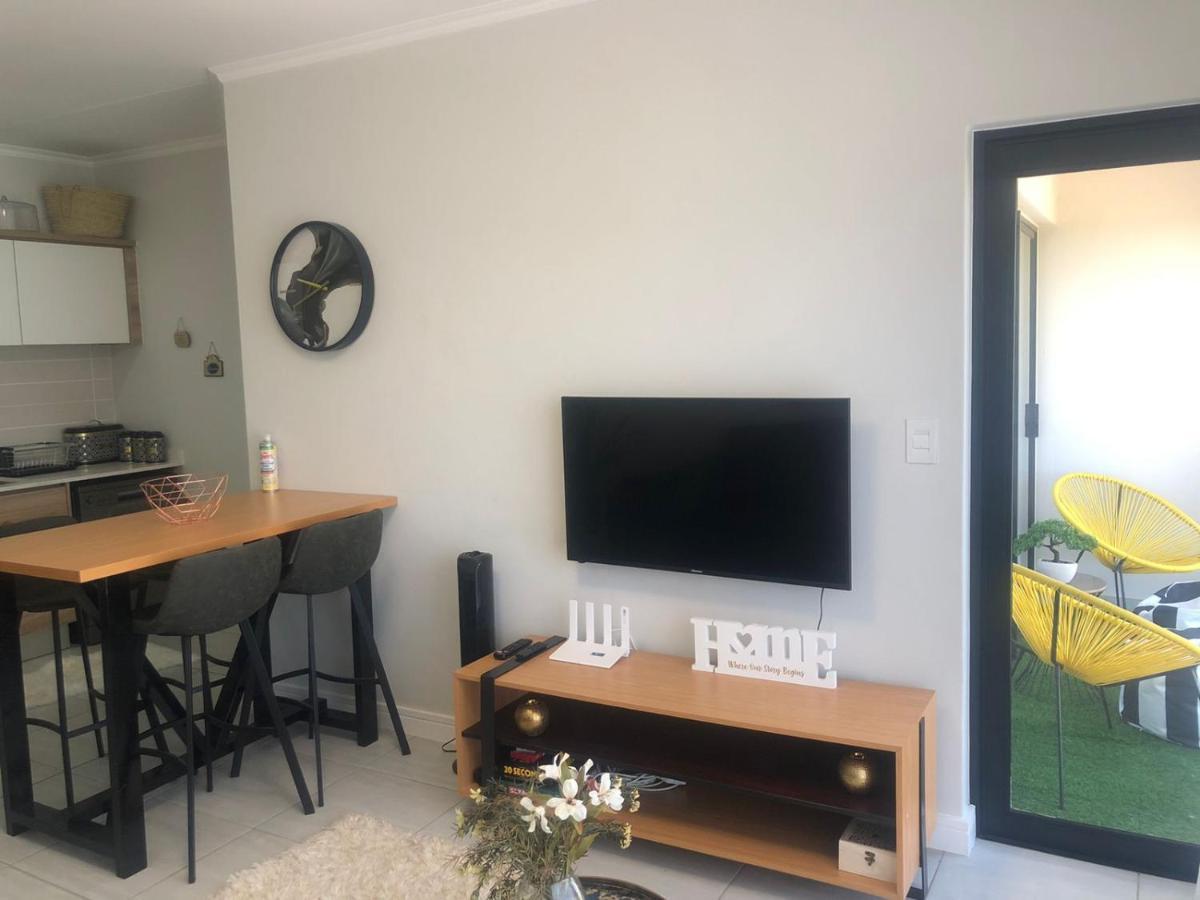Luxurious Waterfall 1 Bedroom Condo With Free Uncapped Wifi Midrand Eksteriør billede